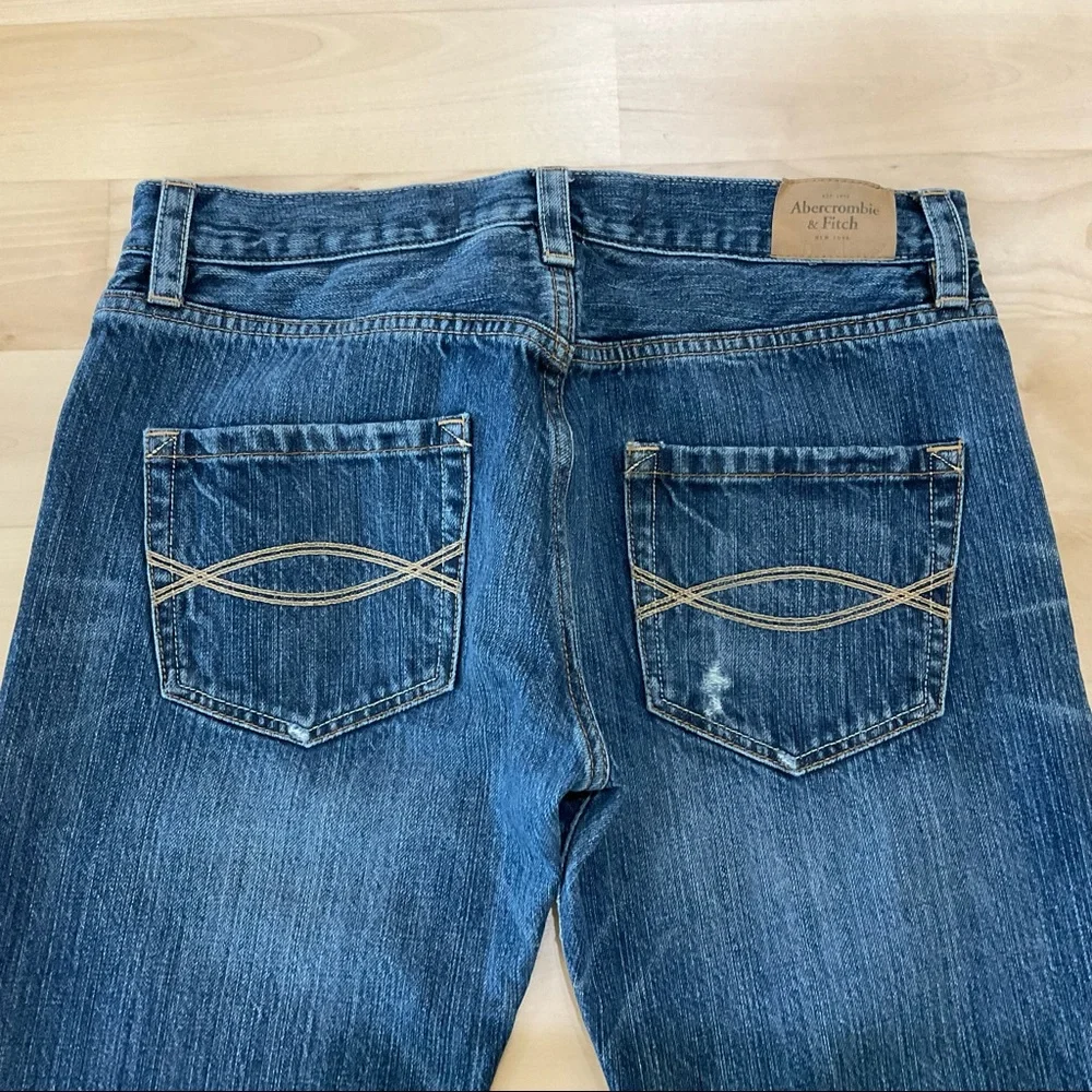Abercrombie & Fitch Boyfriend Button Fly Straight Leg Jeans 25 - Picture 4 of 16